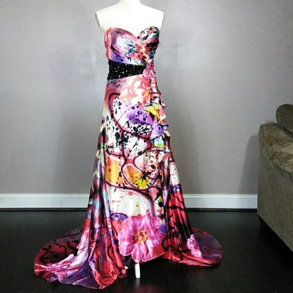 Beautiful! Maggie Sottero Flirt Gown